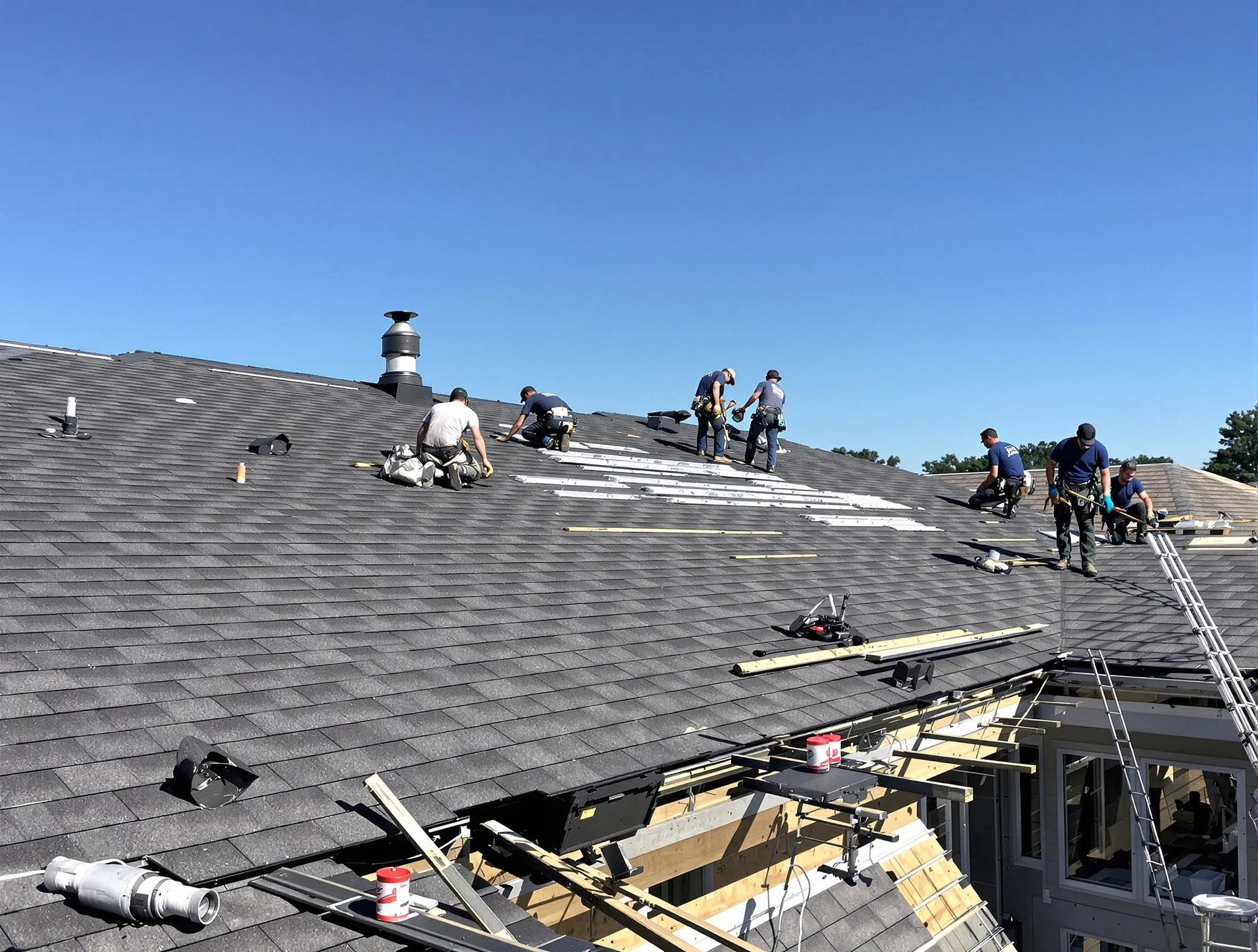 Wadsworth Roofing Company experts performing roof installation in Wadsworth, OH