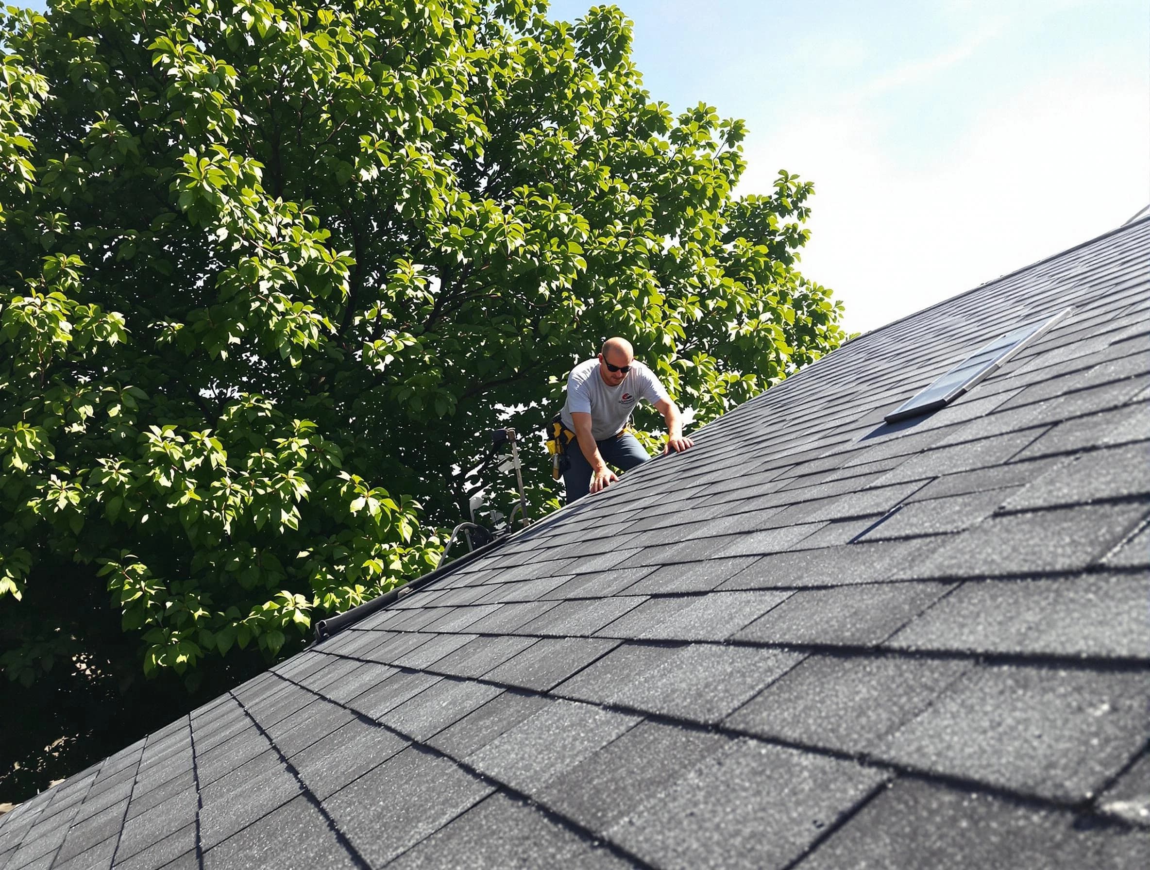 Certified roofers from Wadsworth Roofing Company working in Wadsworth, OH